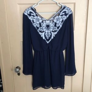 City Studio size Medium navy dress